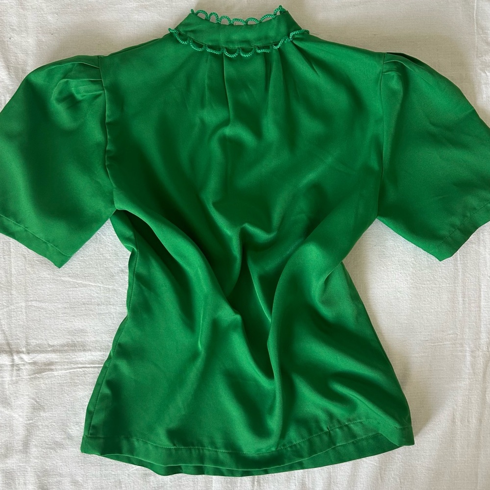 VTG 60s/80s Green Mock Neck Blouse with Pleated Sleeves
